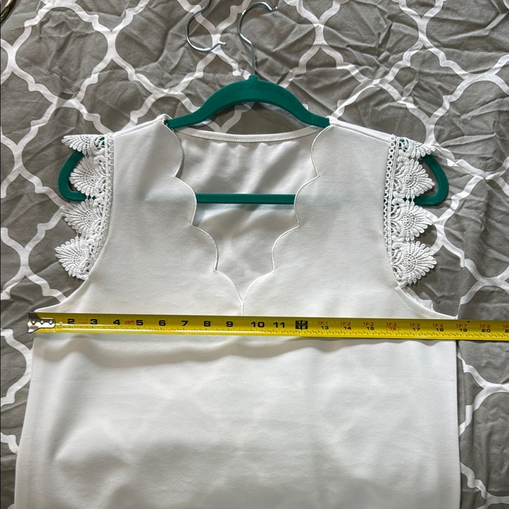 White Flutter Sleeve Ruffled Blouse - Picture 5 of 5